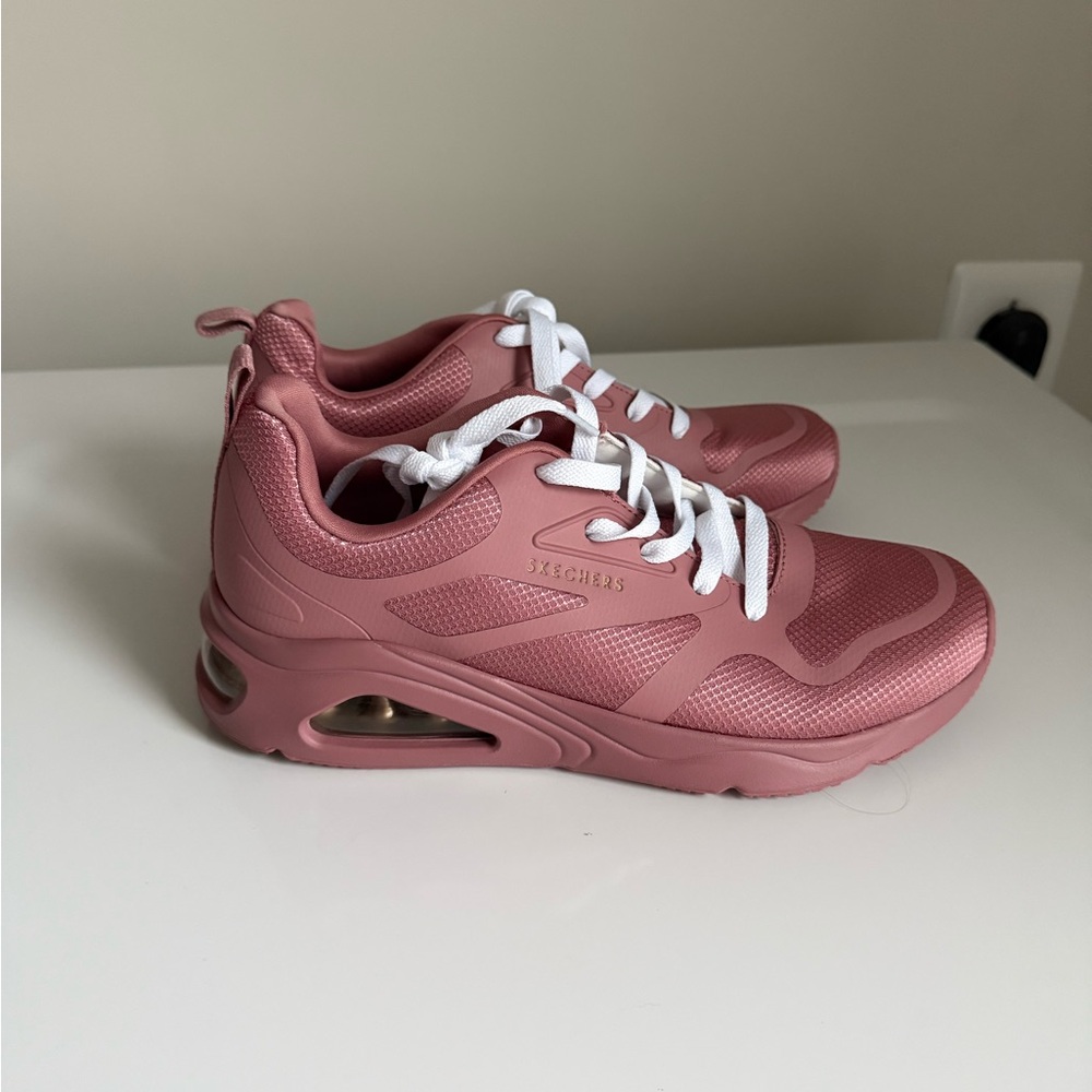 Skechers Pink Metallic Sneakers with Chunky Sole